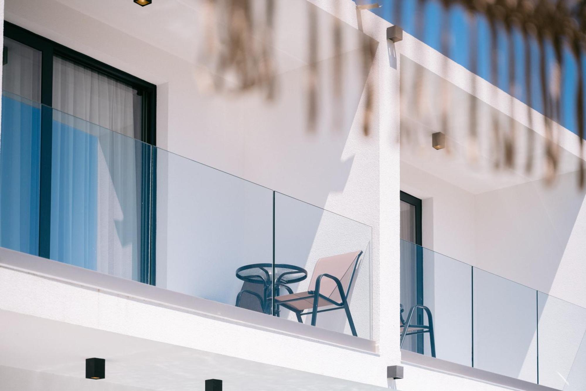 Hotel Teuta Ulcinj Exterior photo